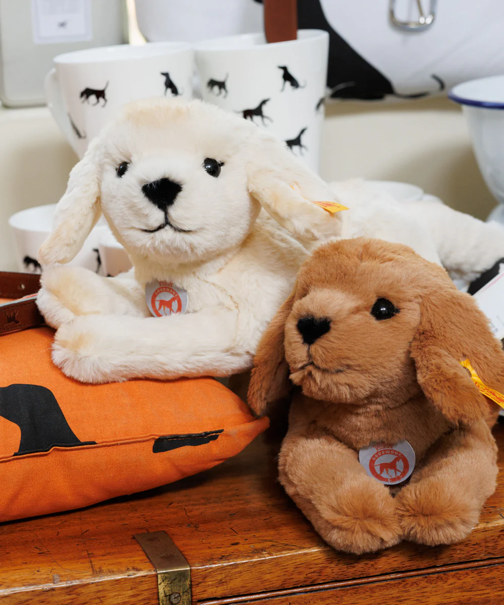 Goodwoof Labrador Soft Toy - Handmade by Steiff - Image 5