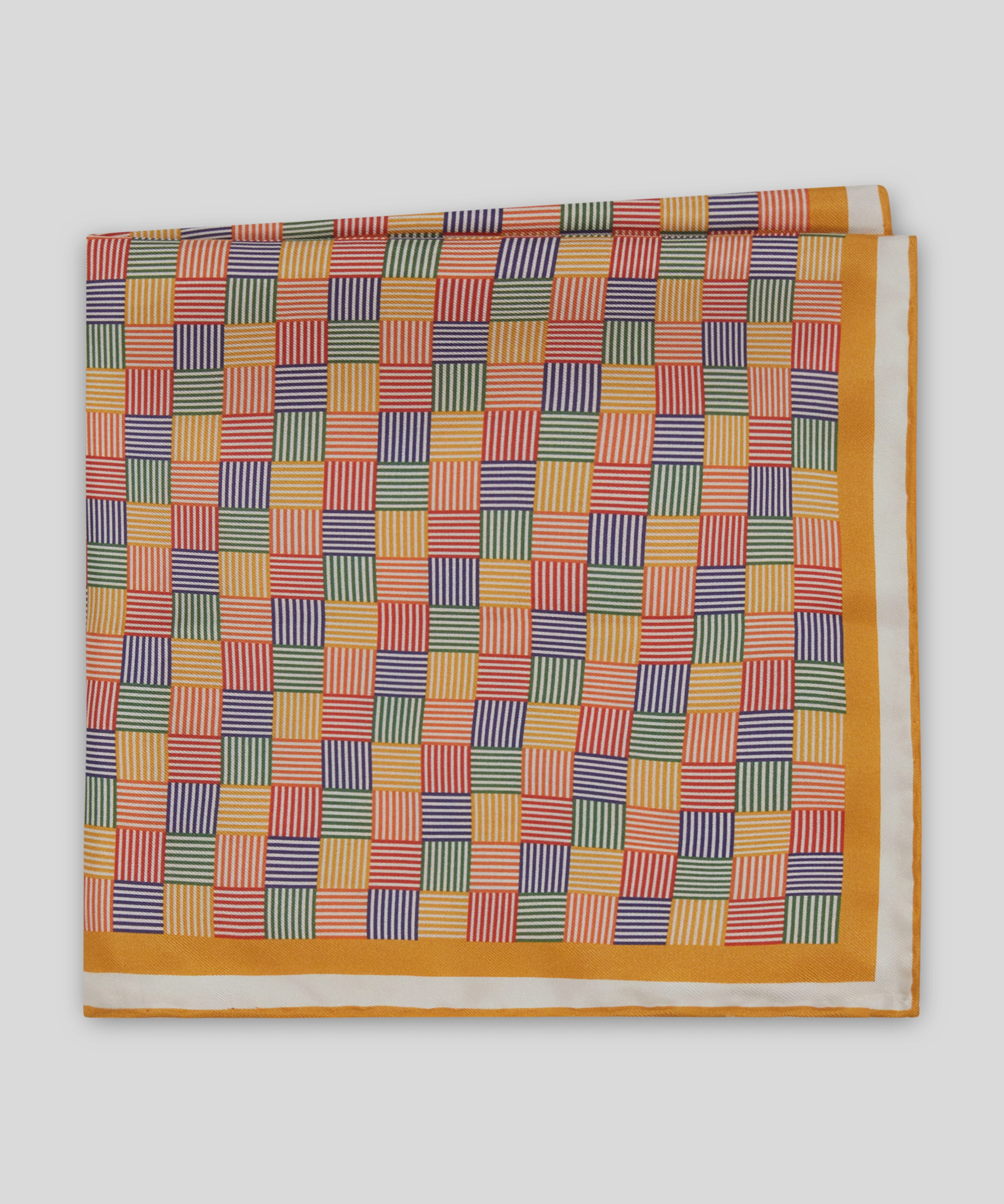 Goodwood Magnolia Cup Pocket Square - Image 6